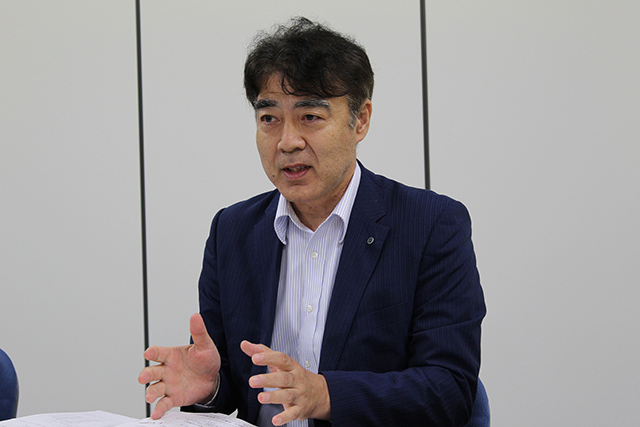 内田透取引グループ長